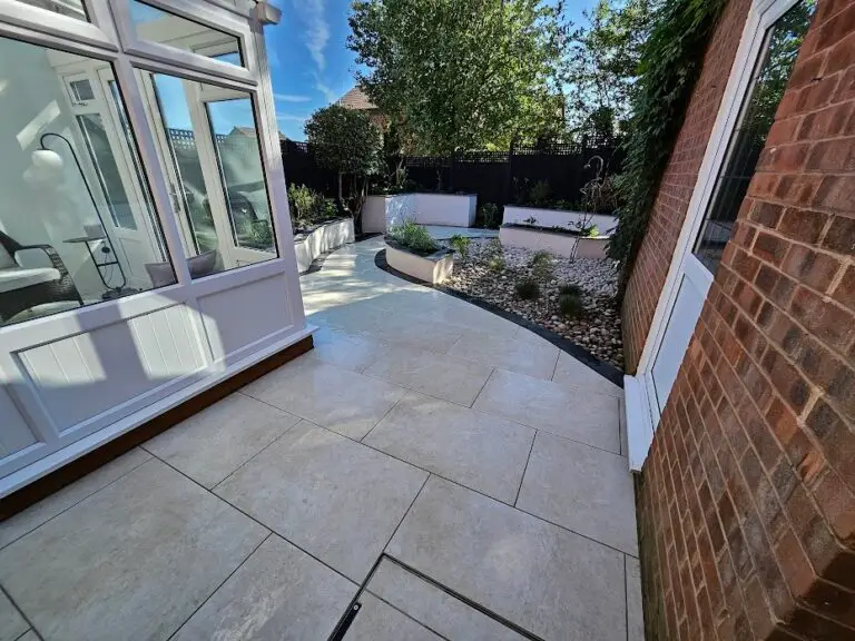 Garden landscaping photo from August 29, 2024